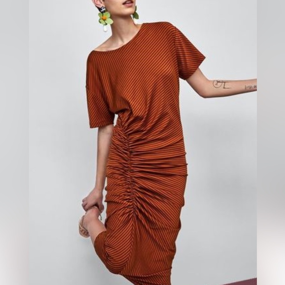 Zara Rust Orange Ruched Dress - Picture 2 of 8
